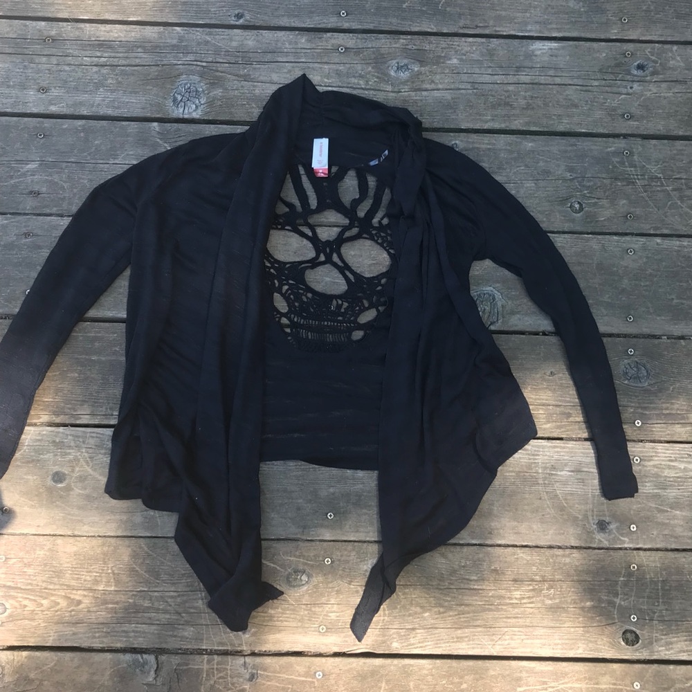 Black skull cardigan